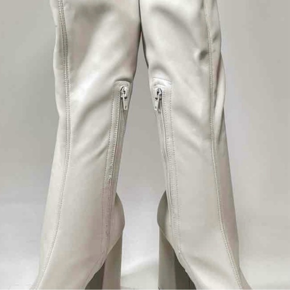 Qupid Woman’s Platform White Chunky Heeled Boots 🔥EUC🔥 Sz 10 - Picture 7 of 8